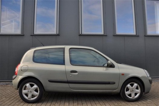 Renault Clio - 1.2-16V Dynamique 1.2 nap Apk - 1