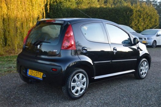 Peugeot 107 - 1.0-12V XS 5 deurs Airco APK Juni 2020 - 1