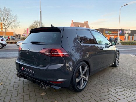 Volkswagen Golf - 1.6 TDI Trendline - 1