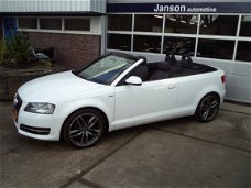 Audi A3 Cabriolet - 1.2 TFSI Attraction Pro Line Full map navigatie, PDC, Licht metalen velgen, Elek