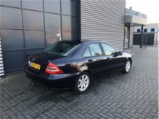 Mercedes-Benz C-klasse - 200 CDI Elegance Airco LM --Inruil Mogelijk