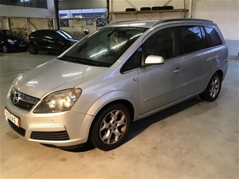 Opel Zafira - 2.2 Cosmo - 1