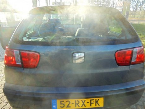 Seat Ibiza - 1.4i S met airco div opties nw apk nap dealer onderhouden - 1