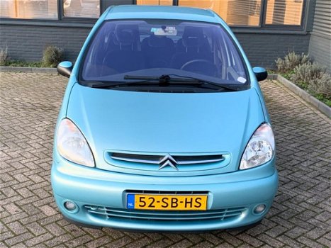 Citroën Xsara Picasso - 2.0i 16V Différence - 1
