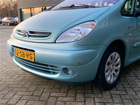 Citroën Xsara Picasso - 2.0i 16V Différence - 1