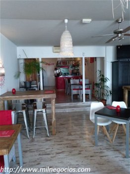 Mooi gerenoveerde lounge-bar/restaurant op A1-locatie aan de boulevard van Albir - 3