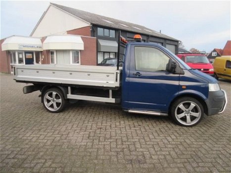 Volkswagen Transporter - 2.5 TDI 340 Compleet gereviseerde cilinderkop , waterpomp gemonteerd , aant - 1