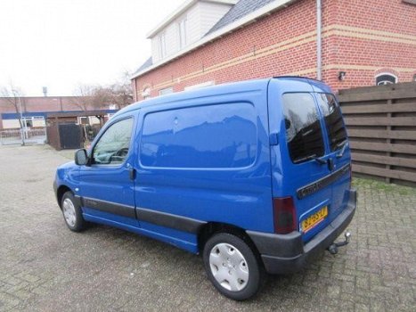 Citroën Berlingo - 1.9 D 600 (deukjes aan de zijkant) - 1