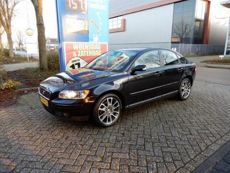 Volvo S40 - 2.4 goed onderhoudende auto - 1