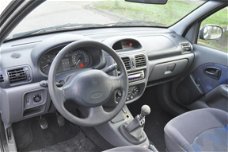 Renault Clio - 1.9 dTi RT MET AIRCO/ 1 JAAR APK INRUILKOOPJE