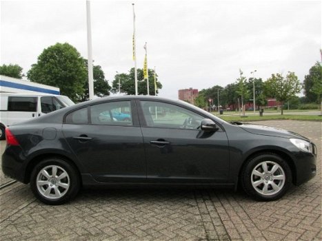 Volvo S60 - 1.6 DRIVE BUSI, zeer nette auto, AANBIEDING - 1