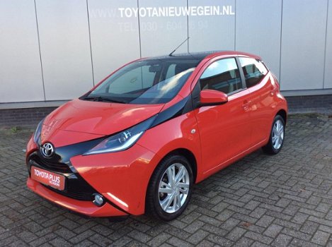 Toyota Aygo - 1.0 VVT-i 69pk 5D x-play, 17.000 km - 1