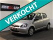 Toyota Yaris - 1.3-16V VVT-i Sol - Automaat Cruise 5-Drs Elektr. Ramen - 1 - Thumbnail