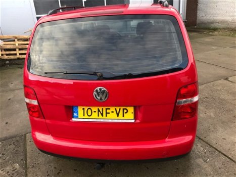 Volkswagen Touran - 1.6-16V FSI - 1