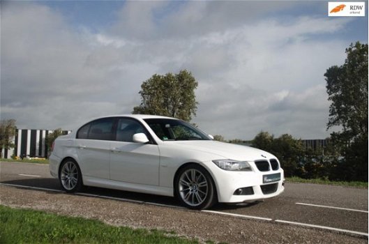 BMW 3-serie - 320i High Executive M PAKKET - LCI - NAVIGATIE - 1