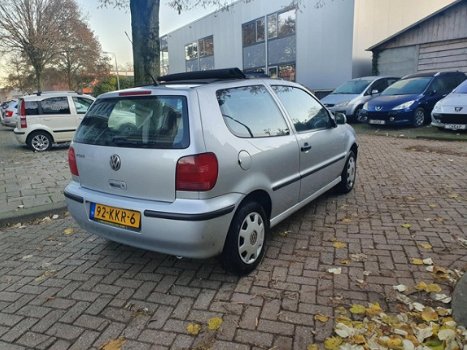 Volkswagen Polo - 1.4 Trendline 3e eigenaar elektrische panaromadak APK 02-02-2021 - 1