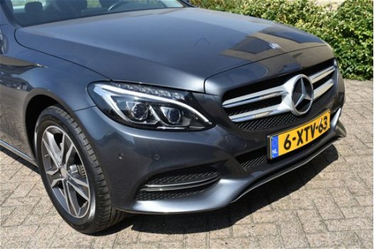 Mercedes-Benz C-klasse - C 180 Avantgarde Navi / ILS LED / Trekhaak / Orig. NL-Auto - 1