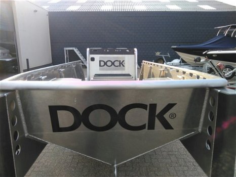 Dock 560 560 - 5