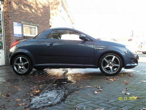 Opel Tigra TwinTop - 1.8-16V Linea Rosso - 1