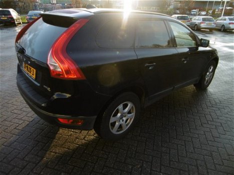 Volvo XC60 - 2.0 D3 Kinetic - 1