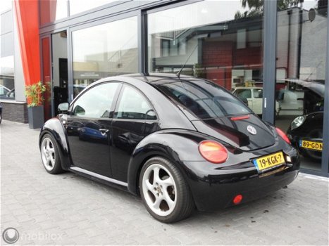 Volkswagen New Beetle - 1.8-5V Turbo Highline - 1