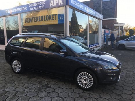 Ford Focus Wagon - 1.6 Titanium - 1