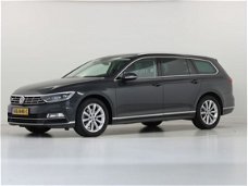 Volkswagen Passat Variant - 1.6 TDI 120 PK DSG Variant Highline R-Line