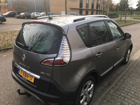 Renault Scénic Xmod - TCe 130pk Bose Navig., Climate, Cruise, Trekhaak, 17'' Lichtm. velg - 1