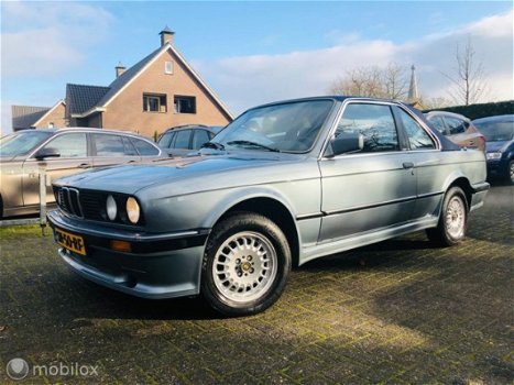 BMW 3-serie Cabrio - 318i Baur TC Oldtimer / Nieuwe kap / Zeer netjes - 1