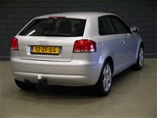 Audi A3 Sportback - 1.6 Attraction Pro Line | CRUISE CONTROL | LMV |