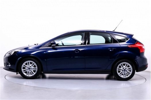 Ford Focus - 1.0 EcoBoost Titanium Voorruit verwarming Climate Control Trekhaak Navigatie - 1