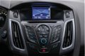 Ford Focus - 1.0 EcoBoost Titanium Voorruit verwarming Climate Control Trekhaak Navigatie - 1 - Thumbnail