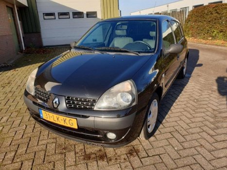 Renault Clio - 1.2 5drs, 68dkm E 500 Sloop Premie Zondag Open - 1