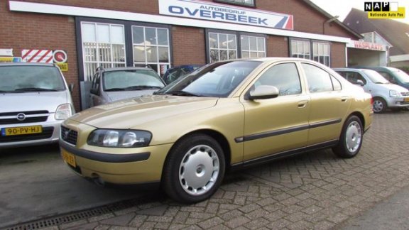 Volvo S60 - 2.4 T Geartronic - 1