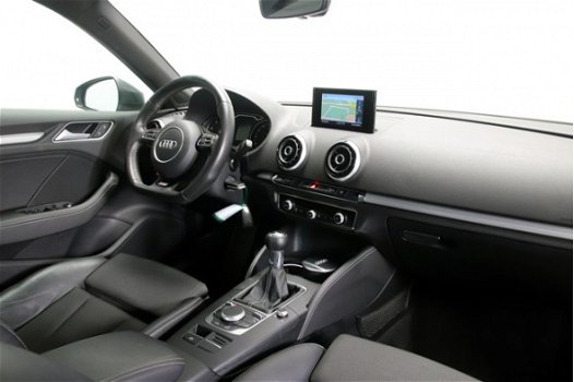 Audi A3 Sportback - 1.6 TDI Ambition Sport Edition S-Line Xenon-LED Half-Leder Navigatie ParkAssist - 1