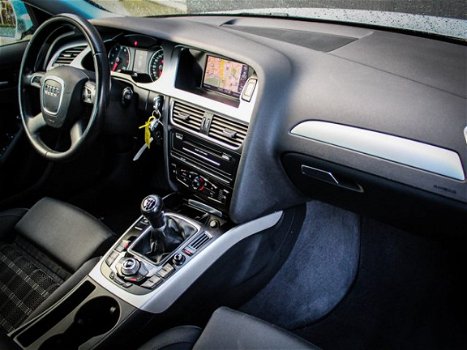 Audi A4 Avant - 2.0 TFSI Pro Line Business 211 PK / Sportstoelen / Navigatie - 1