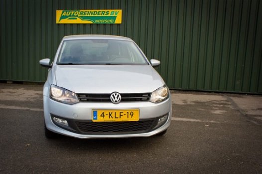 Volkswagen Polo - 1.2 TSI 90pk 5-drs Comfortline + Airco / Cruise / Velgen - 1