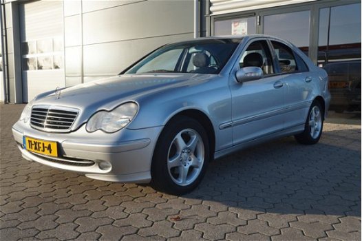 Mercedes-Benz C-klasse - 200 K. Elegance Sedan Automaat Airco Clima Cruise Controle Youngtimer - 1