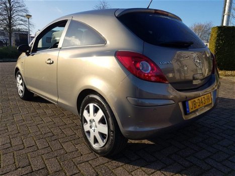 Opel Corsa - 1.2-16V Color Edition ZEER MOOIE UITVOERING. BJ 2010, AIRCO - 1