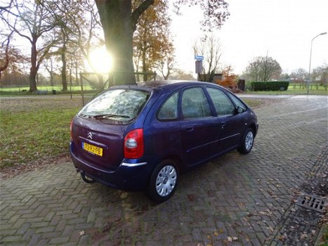 Citroën Xsara Picasso - 1.8i-16V Image - 1