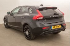 Volvo V40 - 2.0 D3 Summum 150 pk Navi