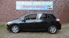 Toyota Auris - 1.8 Full Hybrid 136PK 5D CVT Dynamic M 2012 - 1 - Thumbnail