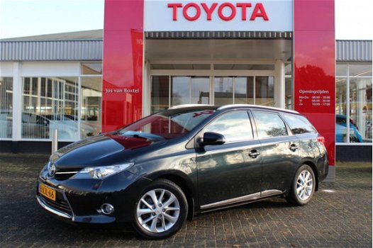 Toyota Auris Touring Sports - 1.8 Hybrid Dynamic NAVI/ CAMERA/ LM-VELGEN/ BLUETOOTH - 1