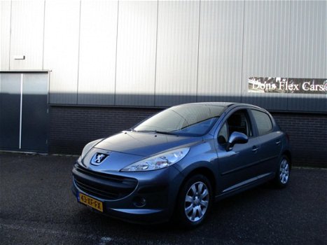 Peugeot 207 - 1.4 Color-line - 1