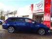 Toyota Auris Touring Sports - 1.8 Hybrid Executive / Navigatie / Keyless Entry / LED / Parkeersensor - 1 - Thumbnail