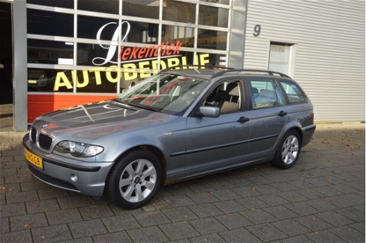 BMW 3-serie Touring - 316i Black&Silver II Navigatie I Airco I Sport velgen I Dealer onderhouden - 1