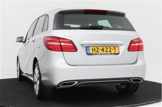 Mercedes-Benz B-klasse - 180 Prestige Nieuwe type | Navigatie | Dealer onderhouden - 1