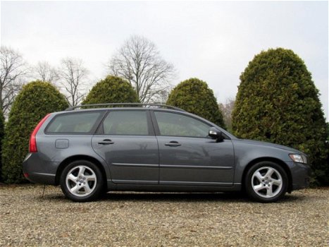 Volvo V50 - 1.6 D2 S/S Momentum / Leder / Pdc - 1