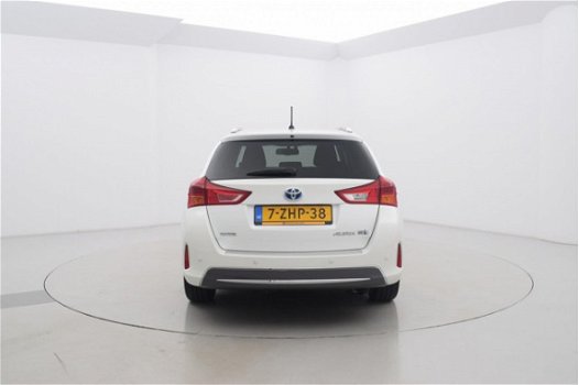 Toyota Auris - TS 1.8 Hybrid Lease Plus Navi Automaat - 1