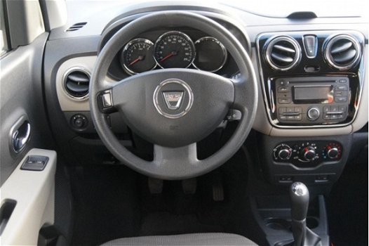 Dacia Lodgy - 1.2 TCe Lauréate 5p. Airco | speedlimiter | Radio-cd | USB | Elektrische ramen / spieg - 1